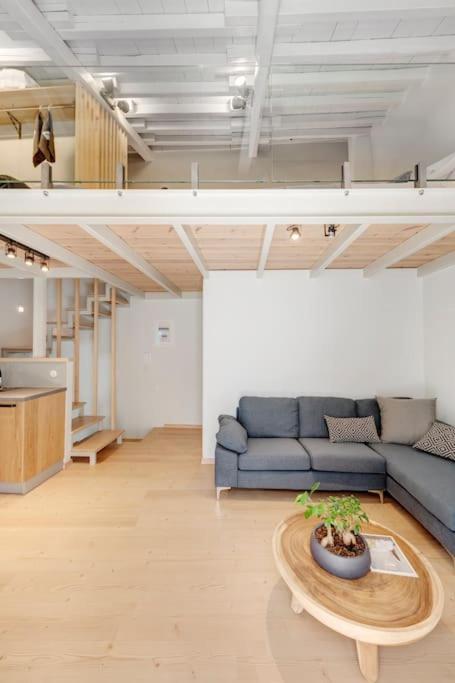 Nomade Vibrant Living Loft Apartment Ermoupoli Exterior foto